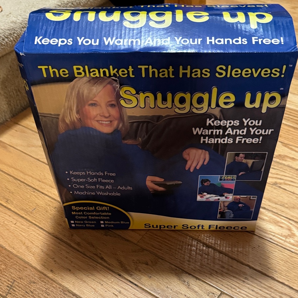 Snuggle Up Super Soft Fleece Blanket with Sleeves